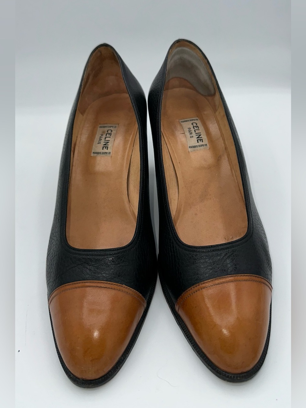 VINTAGE CELINE CLASSIC HEELS Shoes Black BROWN SIZE 39 US Sz 8.5 Pump  AA23 - Picture 2 of 9